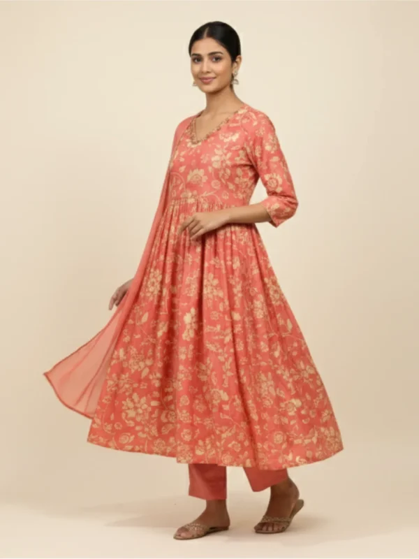 Ethereal Bloom – Soft Pink Model Silk Printed Suit