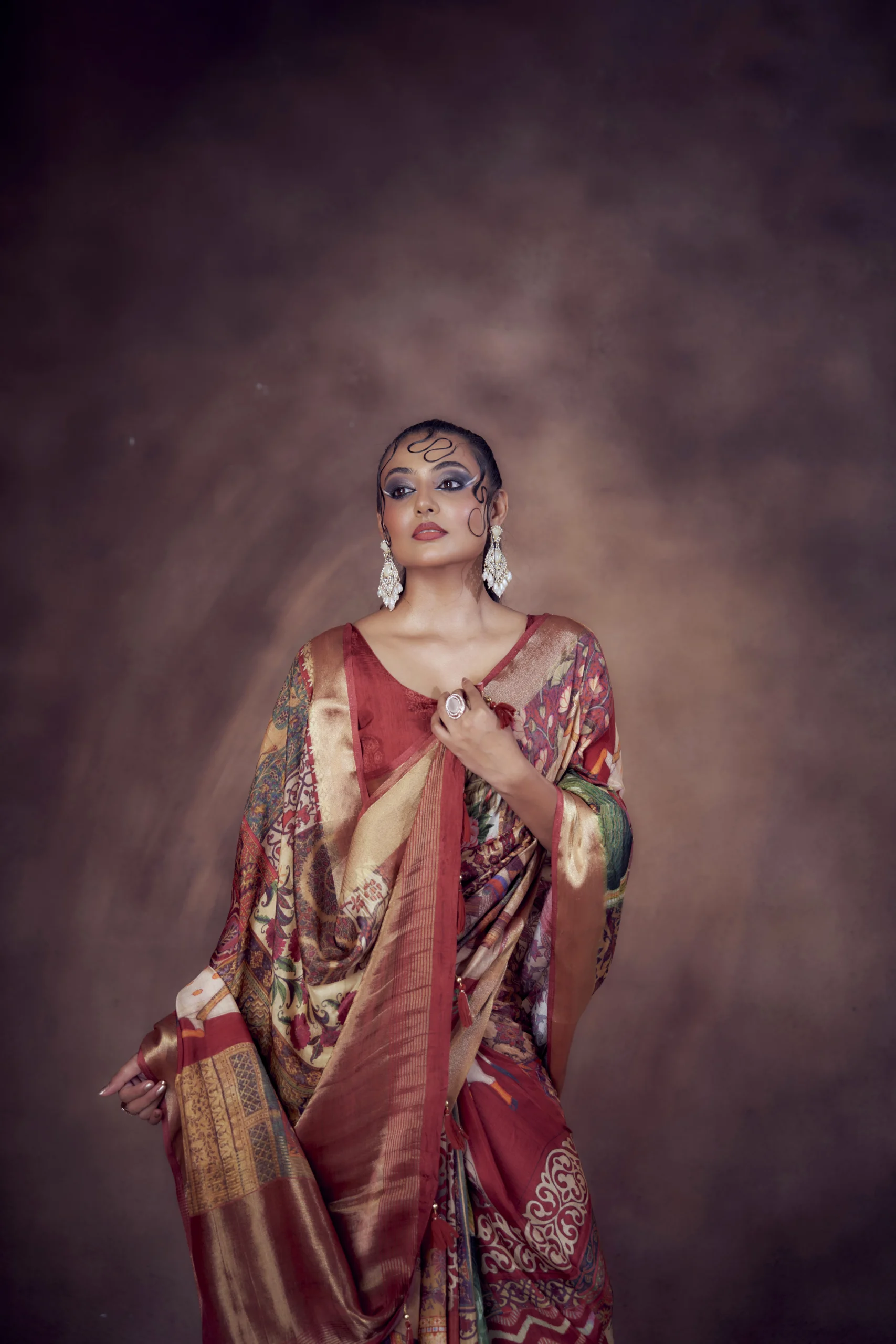 Majestic Maroon Moonga Tussar Saree with Woven Zari Border & Heritage Print Motifs - Image 3